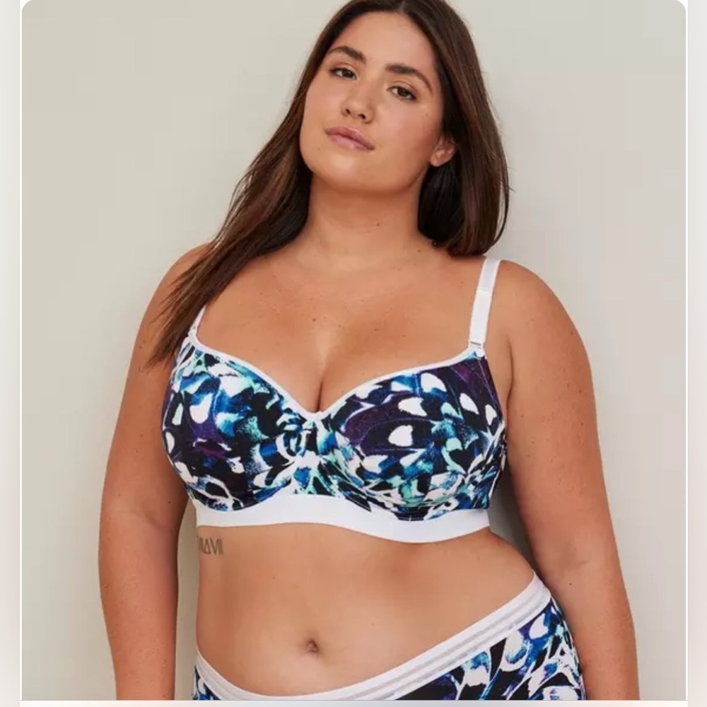 Torrid Lightly Lined Full Coverage Balconette Bra… - image 1